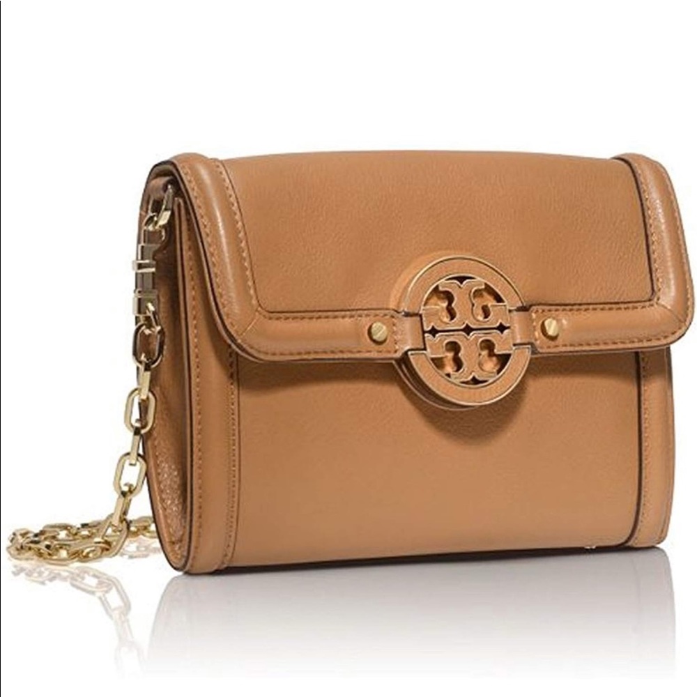 Tory Burch Amanda Chain Wallet Crossbody - Tan
